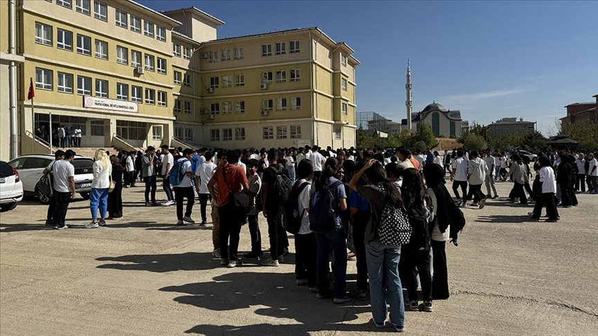 16 17 Ekim Elazığ’da okullar tatil mi deprem sonrası merak edildi