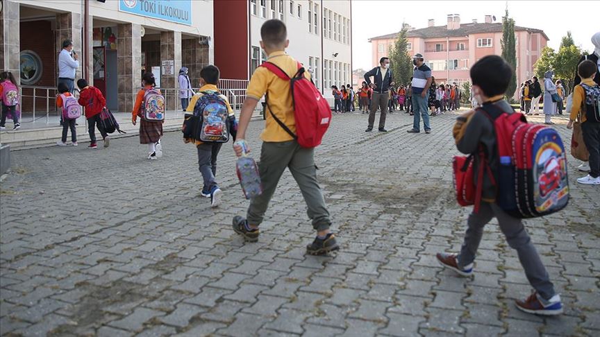 istanbul ders saatleri kısaldı