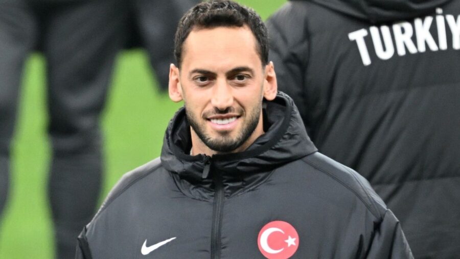 Hakan Çalhanoğlu mili takımda yok mu