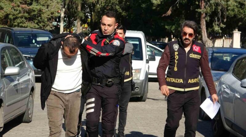 Antalya Kepez'te Kıraathanede Kanlı Ters Çekişme: F.D. 'nin 'Haraç' Gumranı Sonrası Katili Cinayetle Serbest Kalma 1