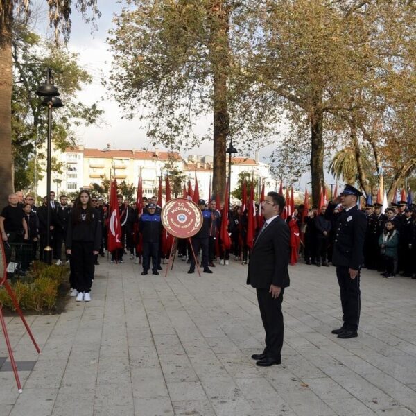 Atatürk Mudanya’da özlemle anıldı
-10