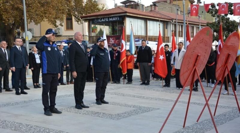 Başkan Kumral; “Milli Mücadelemizin Başkomutanı Atatürk’ü saygı ve minnetle anıyoruz” 1