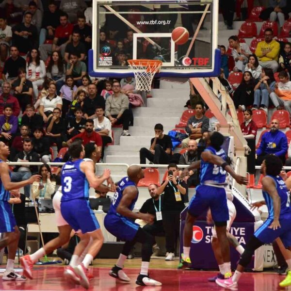 Basketbol Süper Ligi: Aliağa Petkimspor: 68 - Türk Telekom: 75
-16