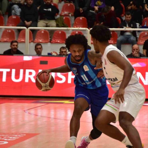 Basketbol Süper Ligi: Aliağa Petkimspor: 68 - Türk Telekom: 75
-18