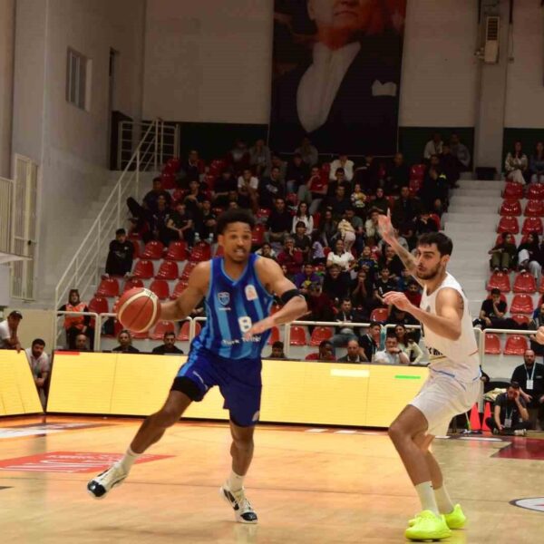 Basketbol Süper Ligi: Aliağa Petkimspor: 68 - Türk Telekom: 75
-26