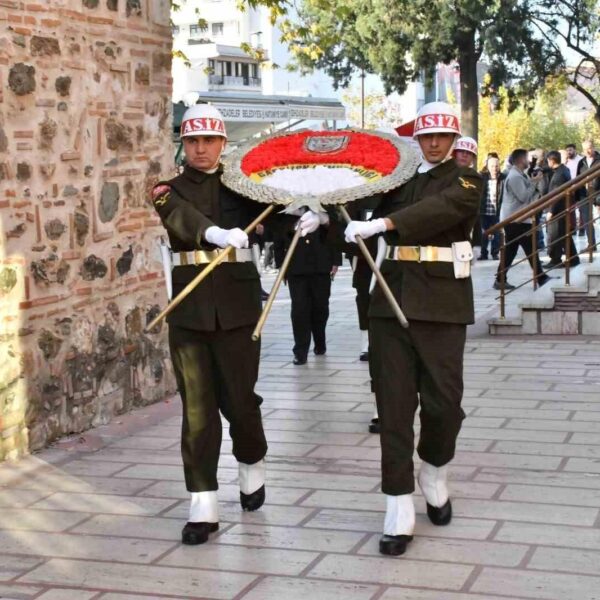 Çelikbilek'in cenazesi sırasında katılanlar-2