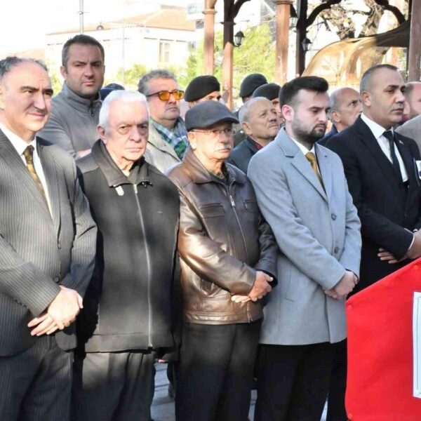 Çelikbilek'in defnedildiği Çatal Mezarlığı-4