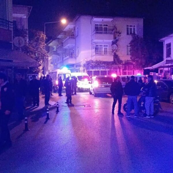 Çorum’da silahlı kavga: 1 ağır yaralı
-13