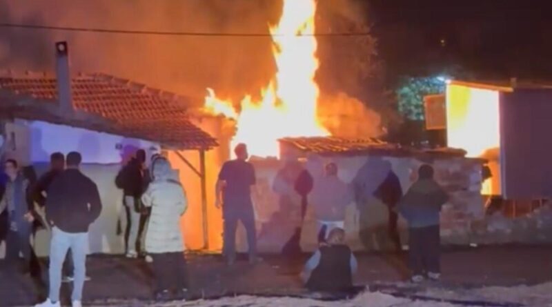 Edirne'de Erdoğan Atalan'ın Evi Yangına Uğradı 1