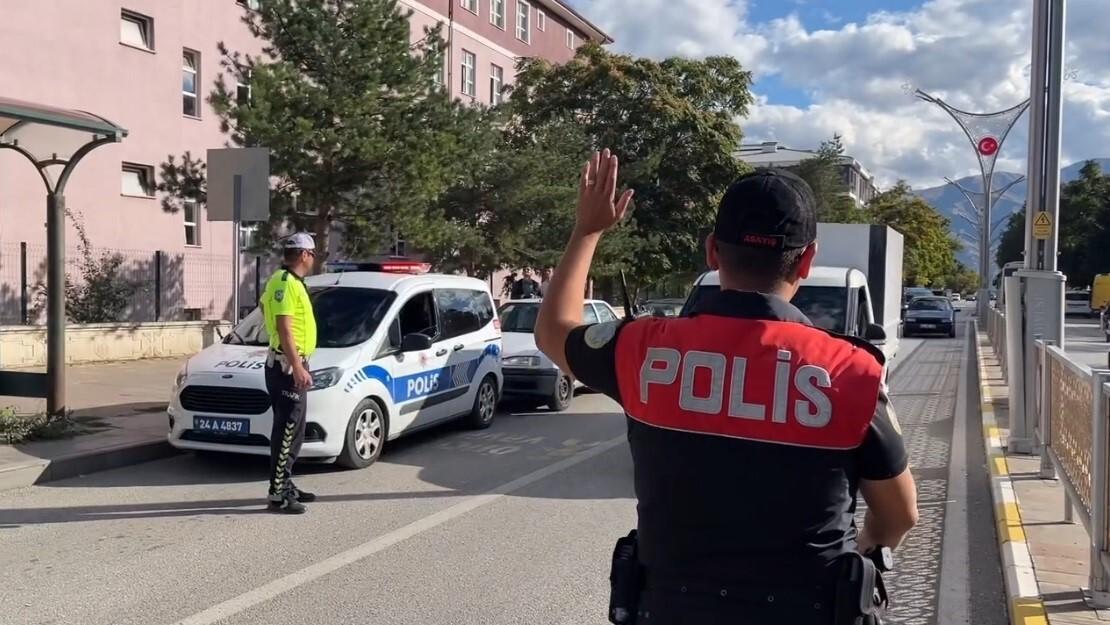 Erzincan’da 23 Yıl Hapis Cezası Bulan 23 Şahıs Yakalandı