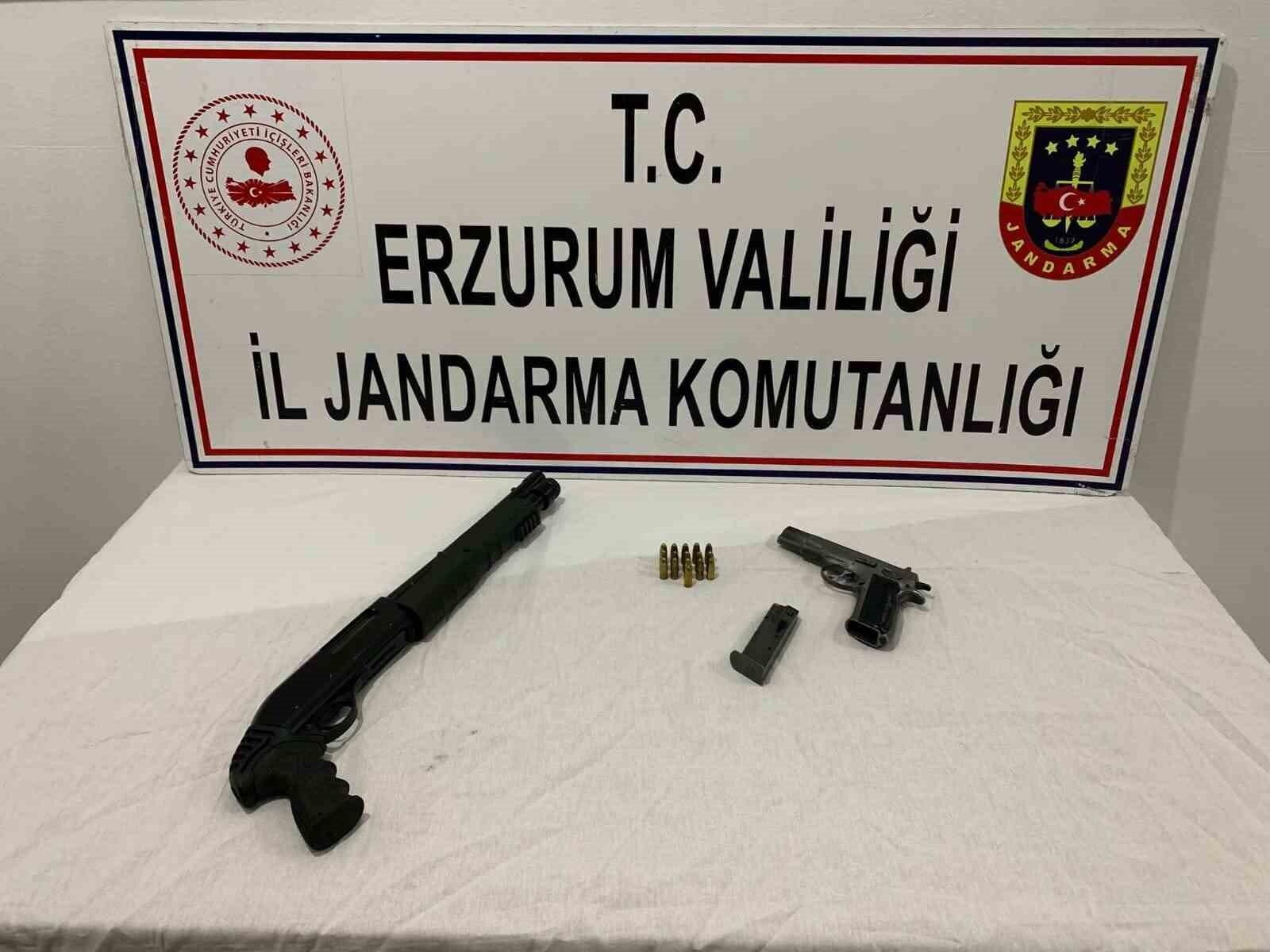 Erzurum’da Jandarma Ekipleri 6 Aranan Şahısı Yaptı