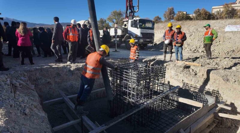 Gediz Sağlık Hizmetleri Meslek Yüksekokulu ek bina inşaatı için yardım kampanyası başlatıldı 1