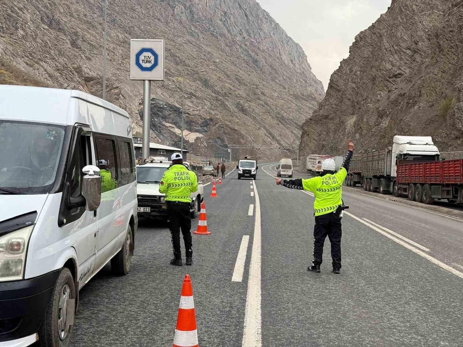 Hakkari’de Kış Lastiği Uygulaması 1 Aralık’ta Başlıyor