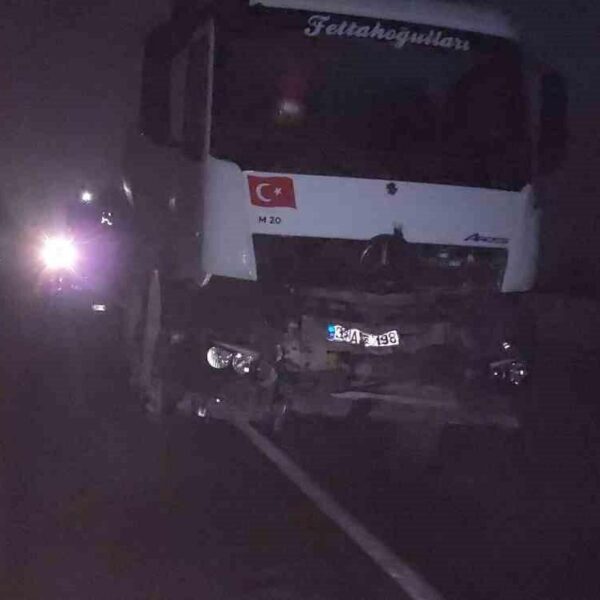 Hatay'da Traktör Sürücüsü Yaralandı-2