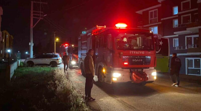 İzmit'te Boş Evde Yangın Bildirimi: İtfaiye Ekipleri Olay Yerinde Sonrasında İncelemeler Yapıldı 1