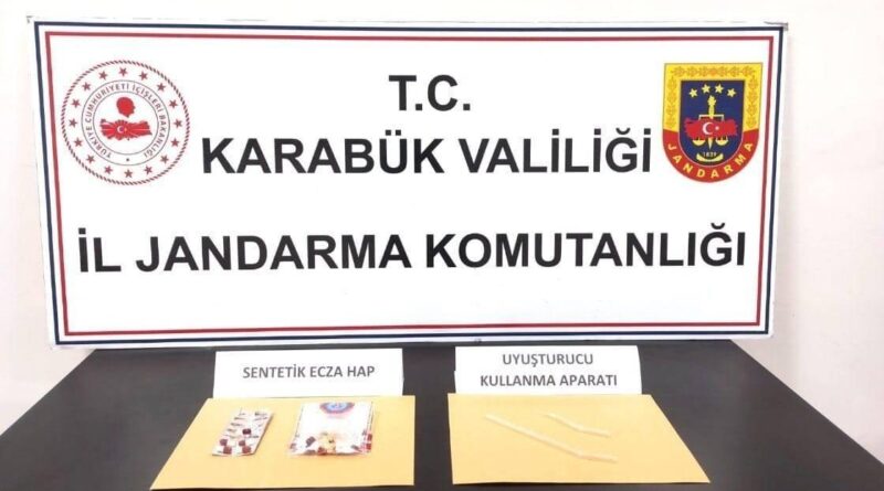 Karabük'te Jandarma Ekipleri 3 Şahsı Uyuşturucu Kullanma Aparatı ile Yakaladı 1