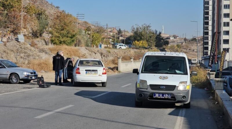 Kayseri'de 13 Yaşındaki Çocuk Bıçaklandı, 15 Yaşındaki Şüpheli Yakalandı 1