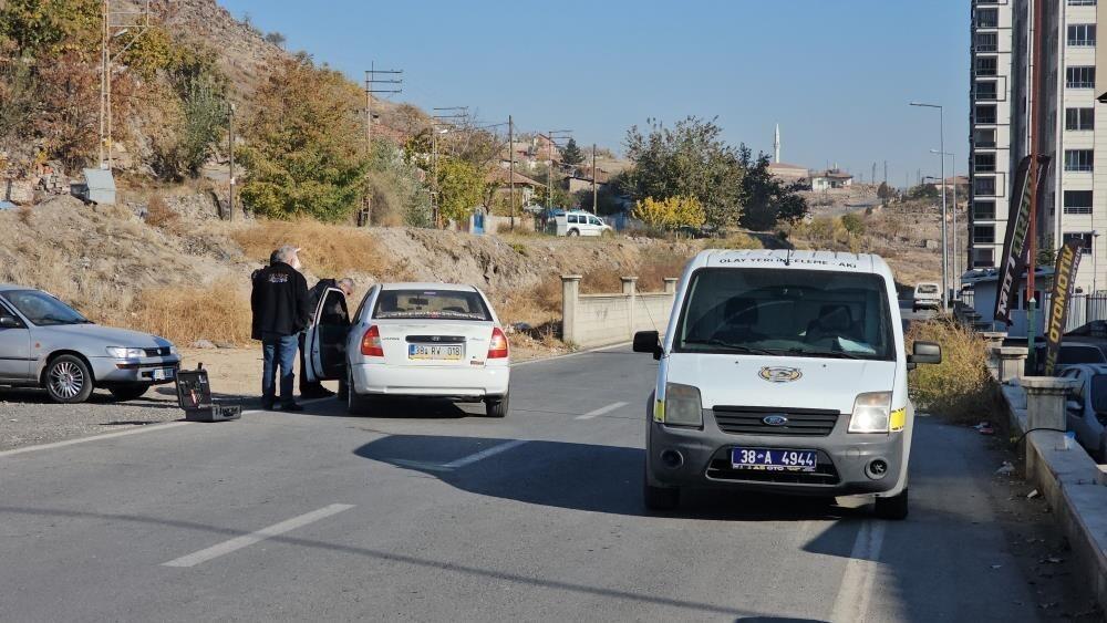 Kayseri’de 13 Yaşındaki Çocuk Bıçaklandı, 15 Yaşındaki Şüpheli Yakalandı