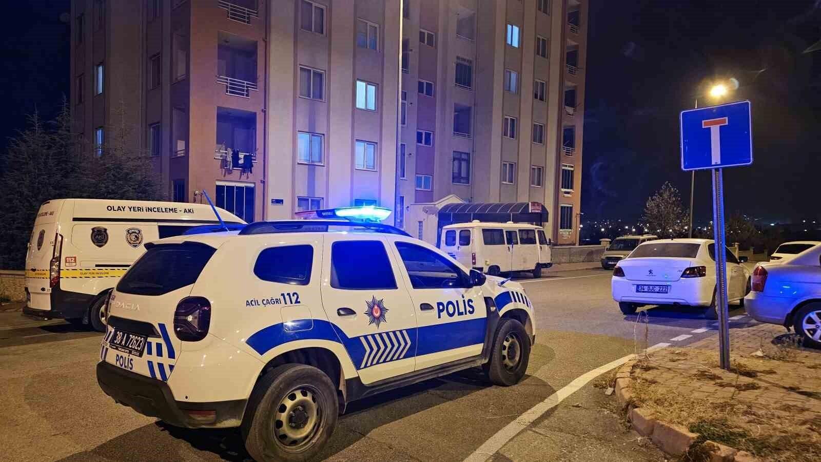 Kayseri’de 39 Yaşlı R.A. Kız Arkadaşı E.Y.K.’ye Silahla Vurarak Kaçtı; 10 Gün Sonra Yakalandı