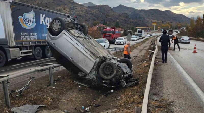 Kırıkkale'de Kontrolü Kaybeden Otomobilin Takla Atarak Hurdaya Dönüşmesiyle Bir Yaralı 1