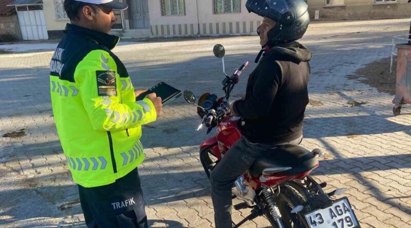 Kütahya'da Motosiklet ve Motorlu Bisikletlere Özel Denetim 1