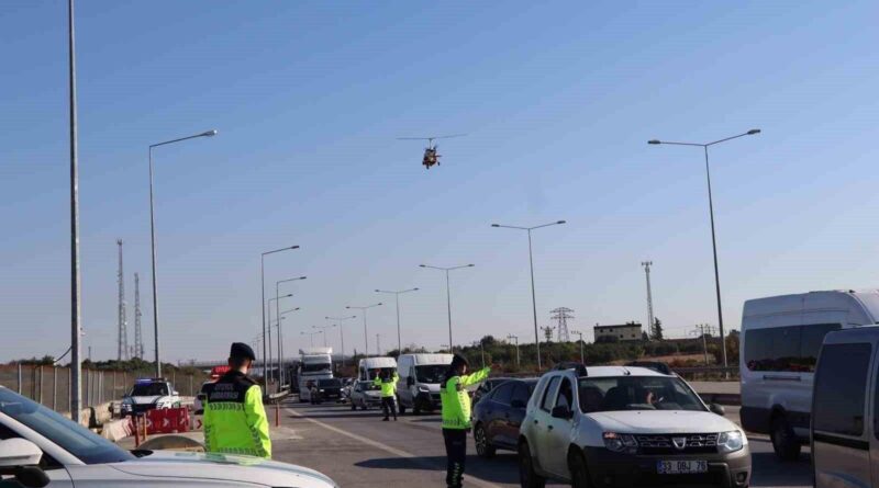 Mersin'de Cayrokopter Desteğiyle Trafik Denetiminde 113 Araç ve 215 Şahıs Sorgulan 5