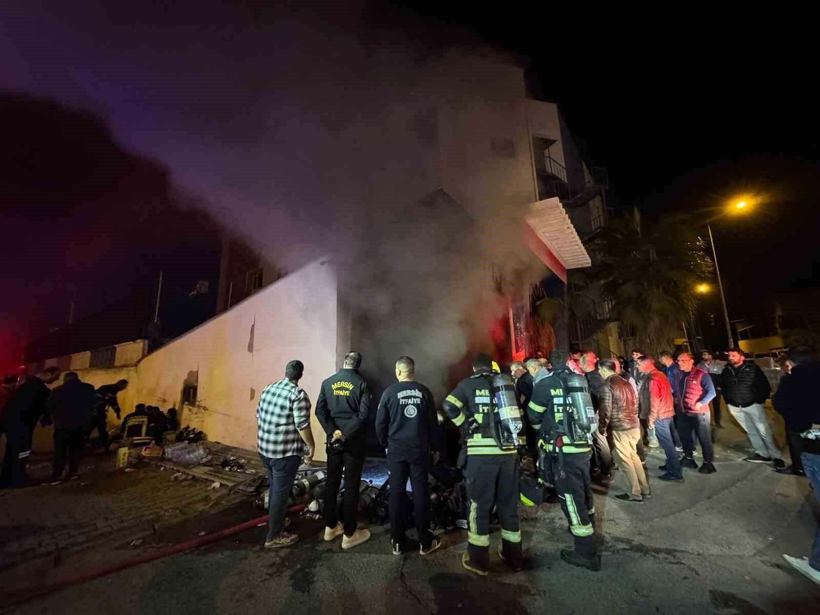 Mersin’de Tekstil Atölyesinde Yangın