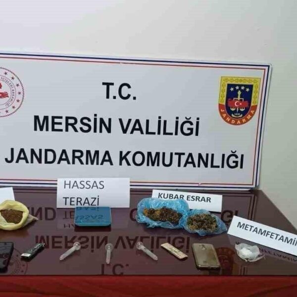 Mersin'de uyuşturucu ticareti ile suçlanan kişiler gözaltına alındı-1