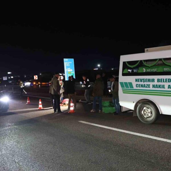 Nevşehir'de meydana gelen trafik kazasında hayatını kaybeden genç kız-2