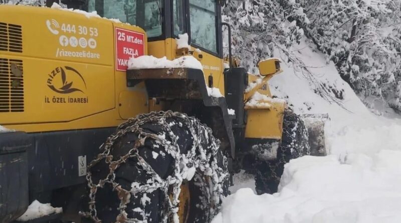 Rize Ardeşeninde Kar Nedeniyle Mahsur Kalan 7 Kişi Kurtarıldı 1