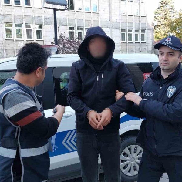 Samsun polisi hırsızı yakaladı