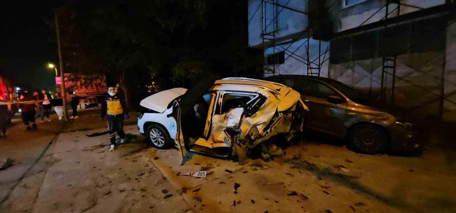 Sapanca’da Ambulans ve Araçlar İçin Trafik Kazasında Bir Ölü, Üç Yaralı