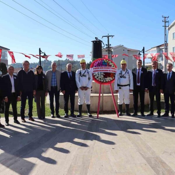 Taş kömürünü bulan Uzun Mehmet törenle anıldı
-12