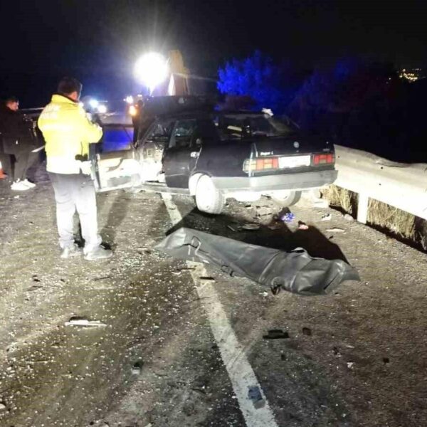 Tavşanlı'da trafik kazasında bir ölü 4 yaralı-1