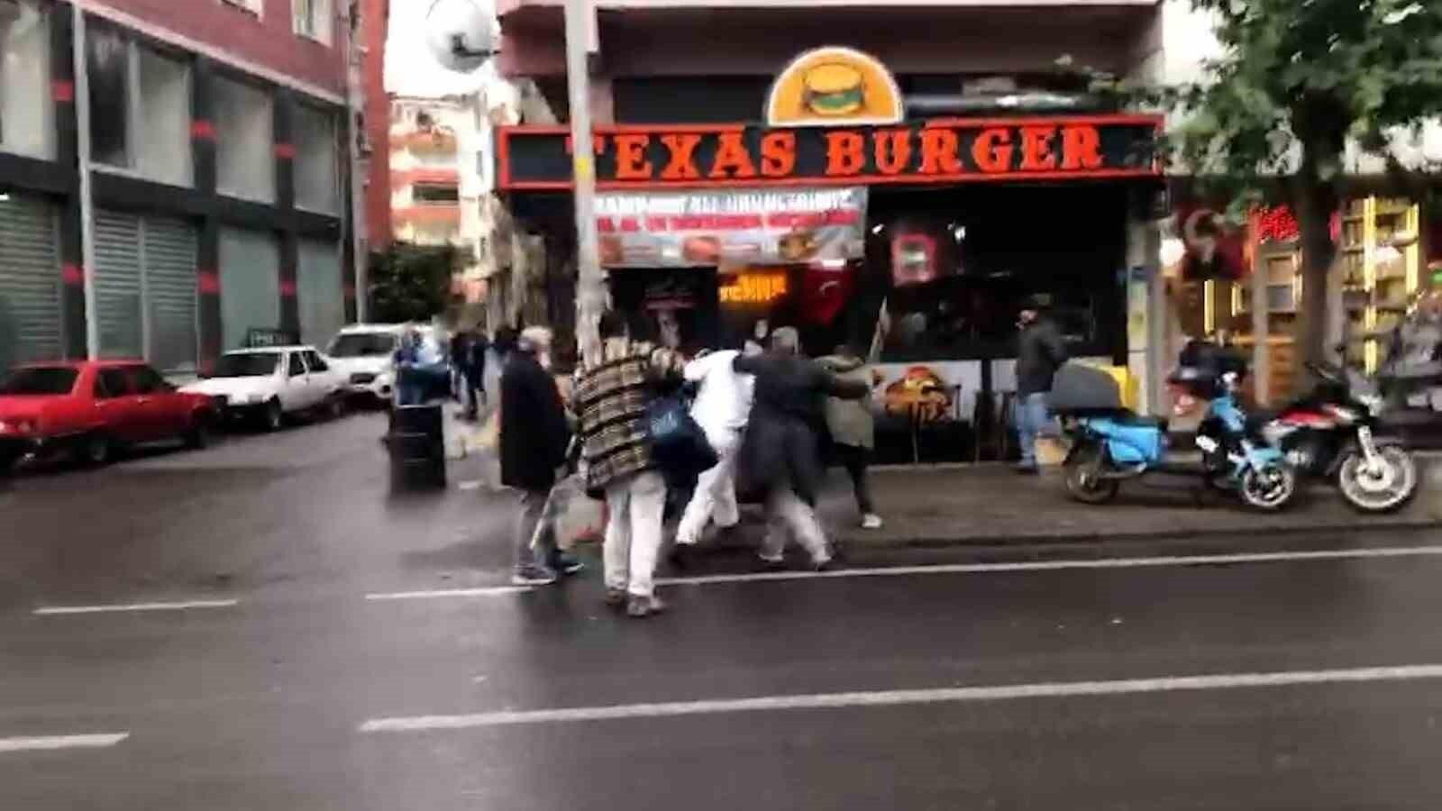 Tekirdağ’da Bastonla Saldırılan Oğul, Kavga Sonrası Polis Tutukladı