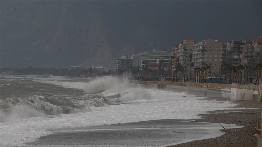 Antalya okullar tatil mi