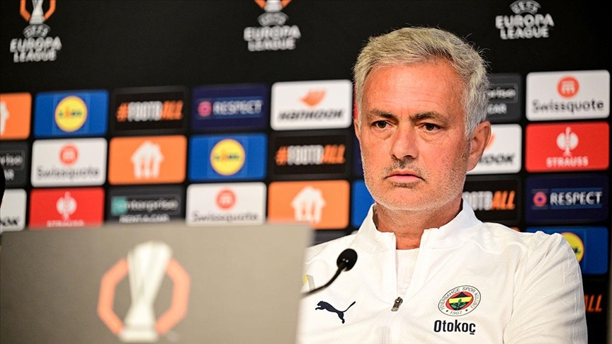 Mourinho neden ceza aldı