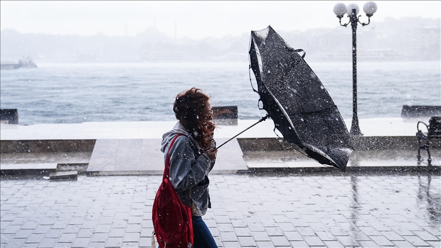 Okullar tatil mi İstanbul son dakika 