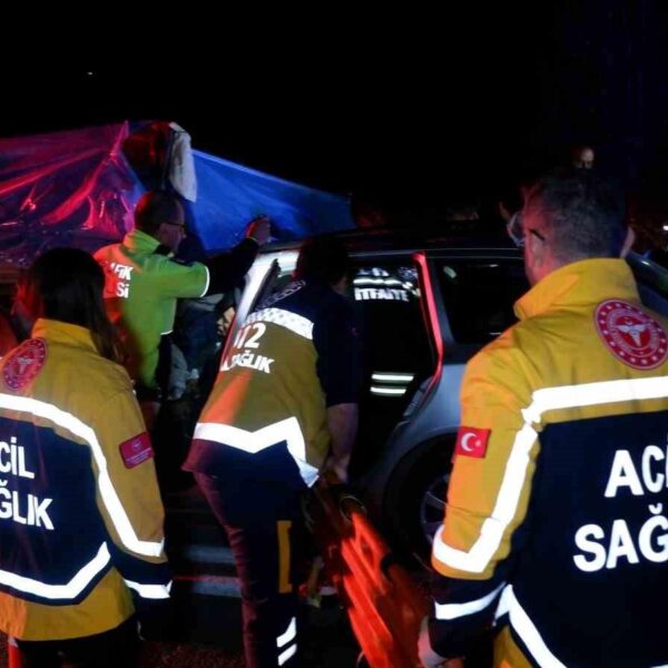 Traktör sürücüsü ifadesi almak üzere gözaltına alındı-4