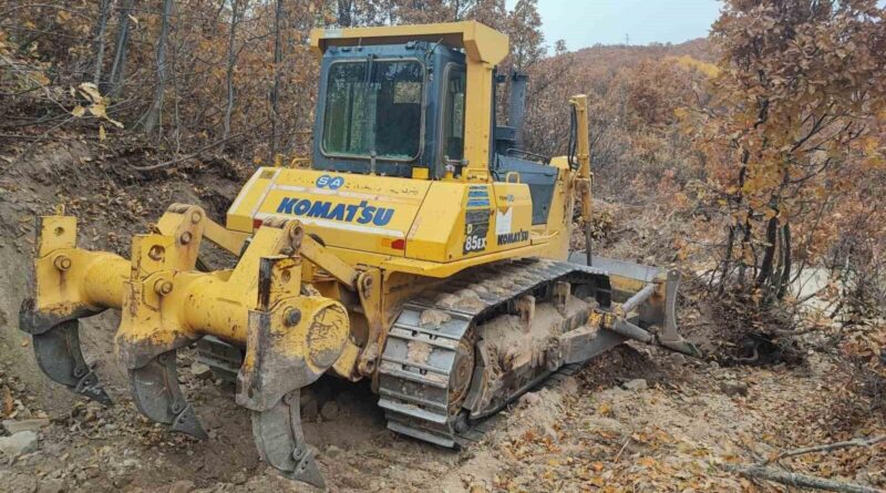 Tunceli'de İl Özel İdaresi İş Makinesinden 200 Litre Mazot Çaldığı İçin B.Ç. ve C.A. Gözaltına Alındı 1