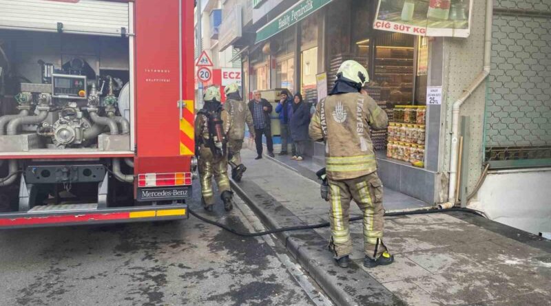 Ümraniye'de Marangoz Atölyesinde Yangın 1