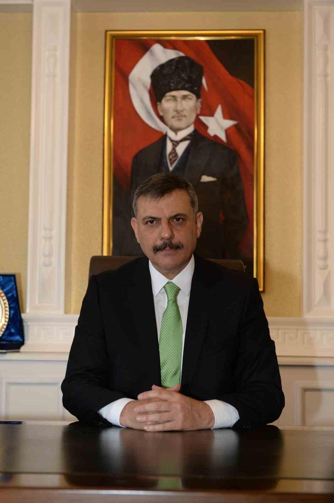 Vali Çiftçi: “Atatürk’ün en büyük eseri Cumhuriyetimiz”