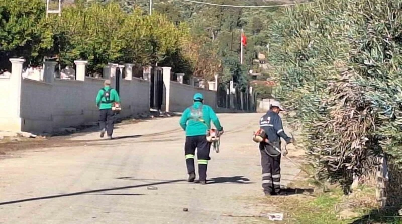 Adana Büyükşehir Belediyesi ve Yumurtalık Belediyesi, Yumurtalık'ta Ortak Çevre Temizliği Çalışmaları 1