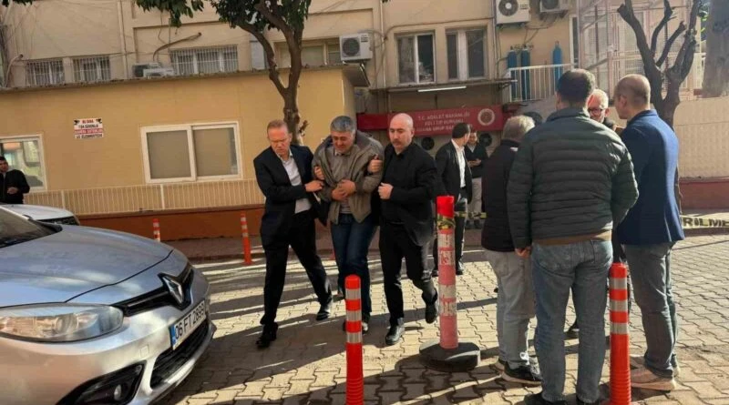 Adana'da hayatını kaybeden Kaptan Pilot Hasan Eren'in cenazesi İstanbul'a getirildi 1