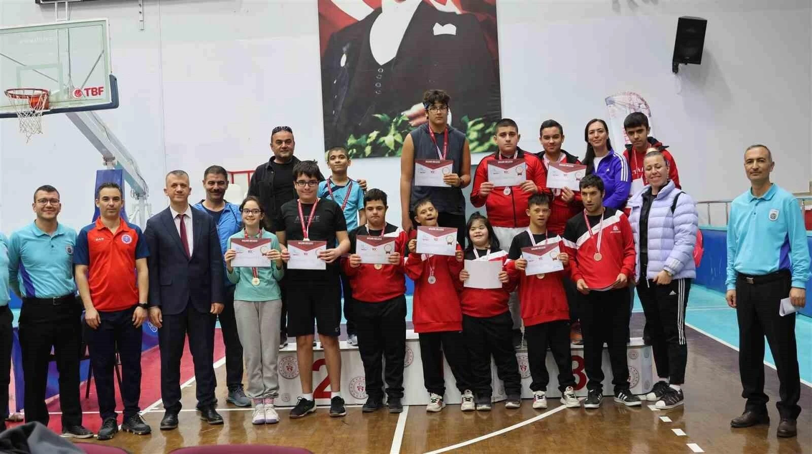 Aydın’da Özel Sporcular Masa Tenisi Şampiyonası