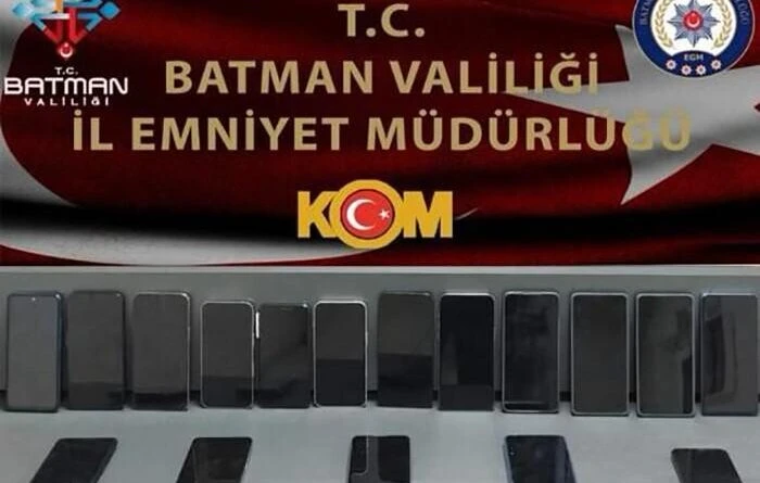 Batman’da Kaçakçılık Operasyonunda İki Şüpheli Gözaltına Alınan İnceleme 1