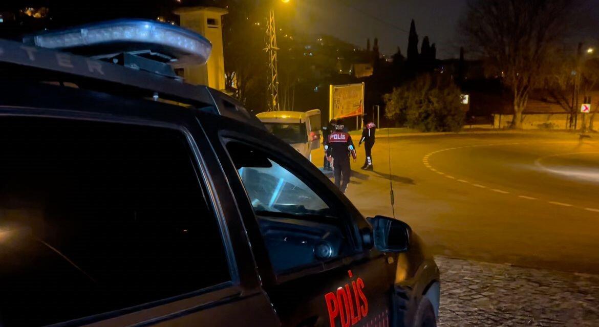 Bursa’da Yunus Timleri Metruk Binaları Ararken ‘Huzur’ Denetimi Gece Boyunca Sürcü