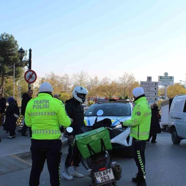 Çarşamba İlçesinde Motosiklet Sürücüleri Uyumu Kontrolü-1