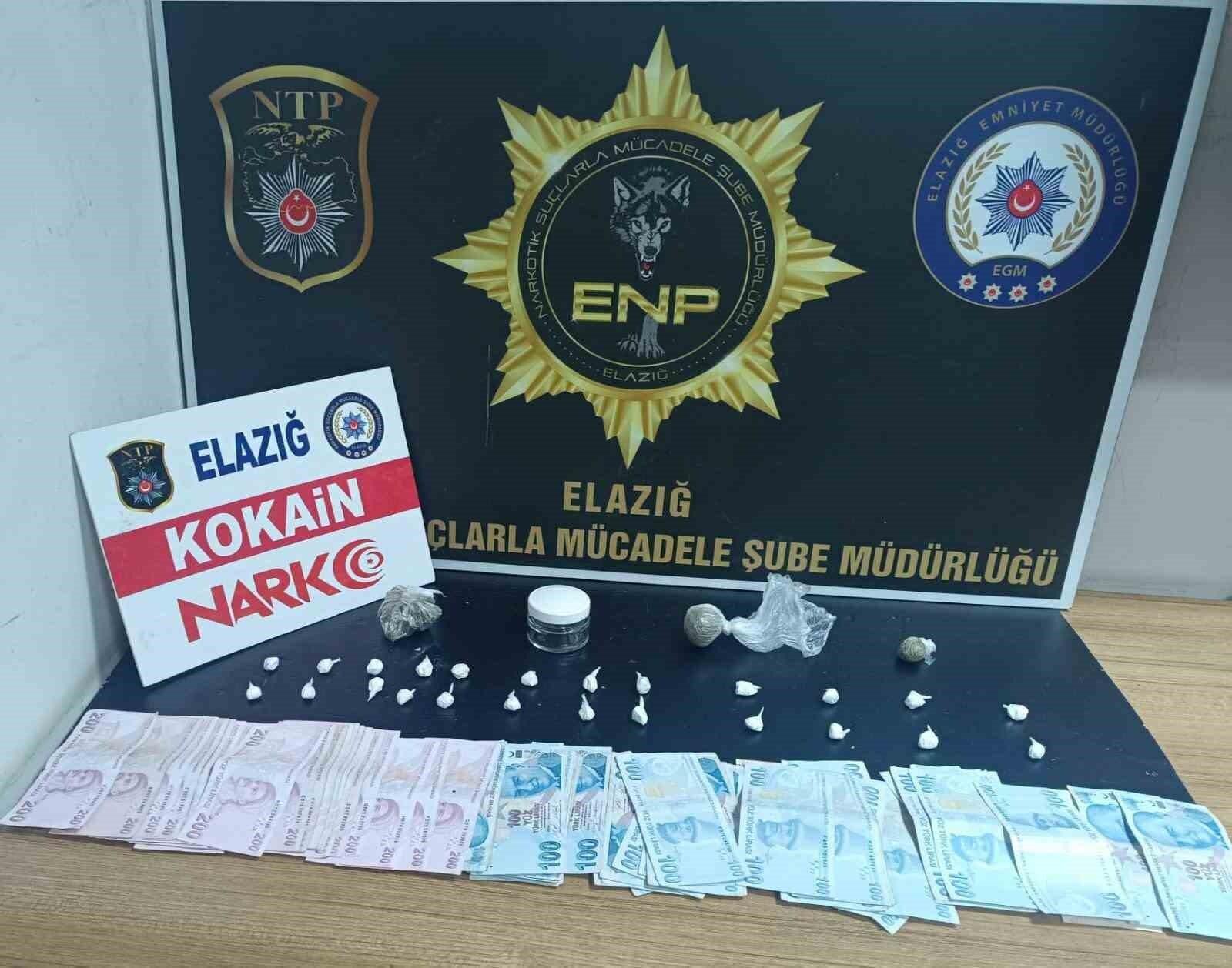 Elazığ’da Polis Ekibinin Operasyonunda 2 Şüpheli Tutuklanıp Uyuşturucu Maddesi El Kondu