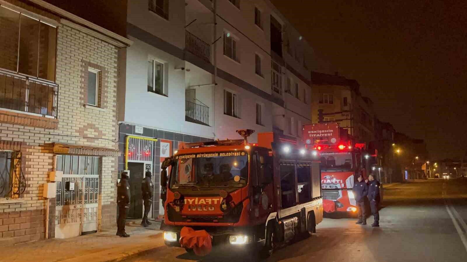 Eskişehir’de Ayşe Aslancı ve 2 kedisi evde çıkan yangında hayatını kaybetti